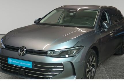 VW Passat 12.900 km 38.410 € München 81476