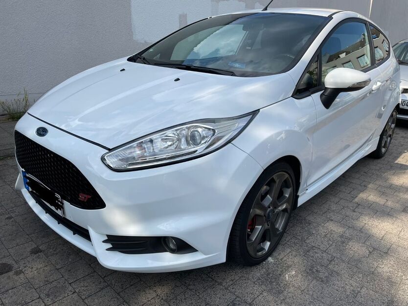 Ford Fiesta 185.000 km 7.700 € Neu-Isenburg 63263