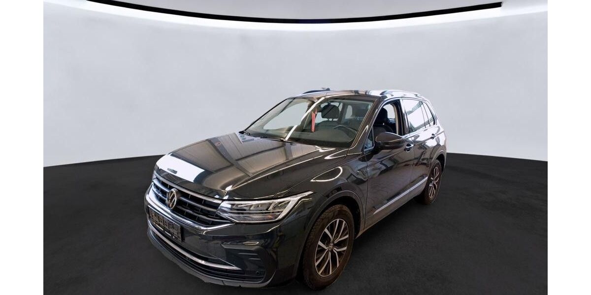VW Tiguan 56.950 km 25.960 &euro; Darmstadt 64291