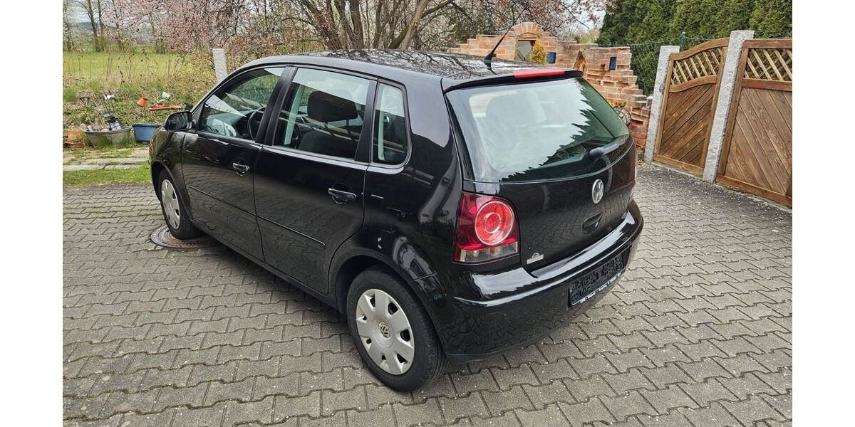 VW Polo 121.931 km 2.600 &euro; Ampfing 84539