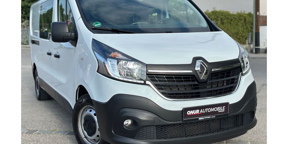 Renault Trafic 69.600 km 25.950 &euro; München 81245