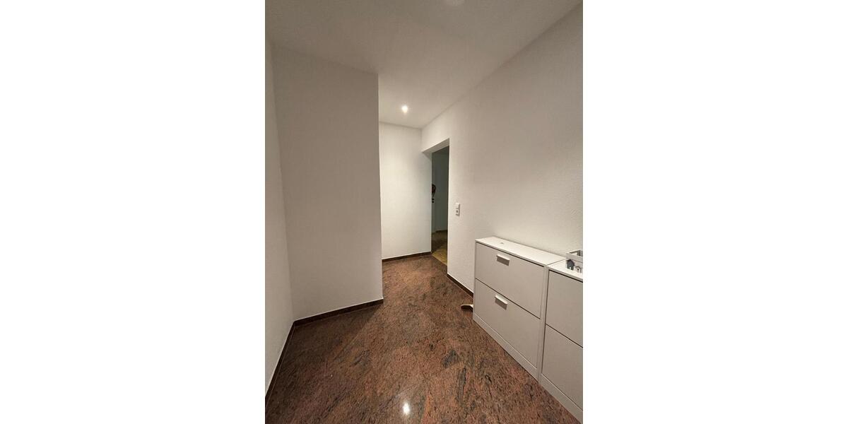 Erdgeschoßwohnung Villingen-Schwenningen Schwenningen - 3 Zimmer, 95 m&sup2;, 285.000&euro; | Angebot:27004519