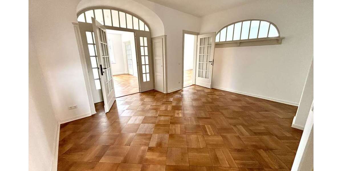 Etagenwohnung Leipzig Miltitz - 4 Zimmer, 126 m&sup2;, 1.713&euro; | Angebot:26864152
