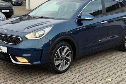 Kia Niro 44.450 km 16.440 € Rheda-Wiedenbrück 33378