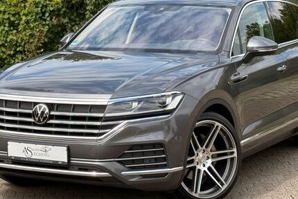 VW Touareg 156.000 km 38.490 € Eching Lkr.LANDSHUT 84174