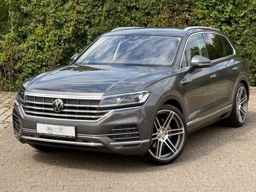 VW Touareg 156.000 km 38.490 € Eching Lkr.LANDSHUT 84174