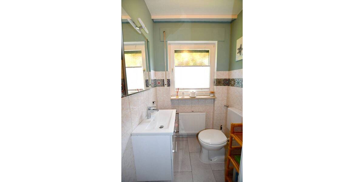 Einfamilienhaus Bad König - 7 Zimmer, 175 m&sup2;, 439.000&euro; | Angebot:26886865