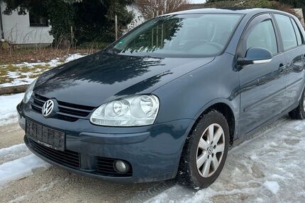 VW Golf 218.200 km 890 &euro; Wertingen-Roggden 86637