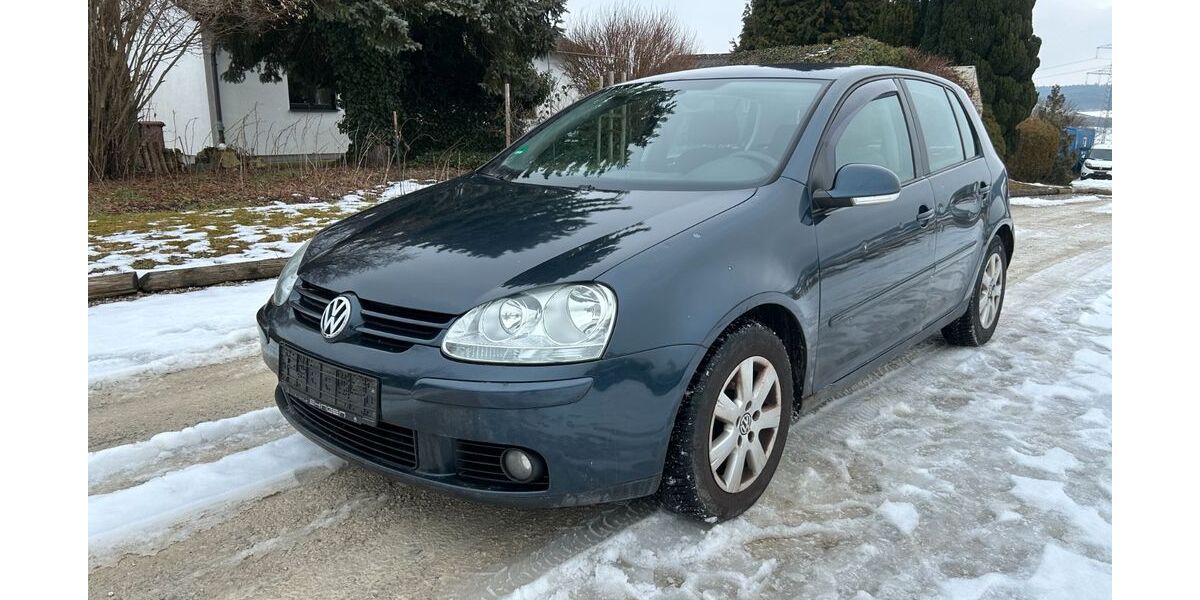 VW Golf 218.200 km 890 &euro; Wertingen-Roggden 86637
