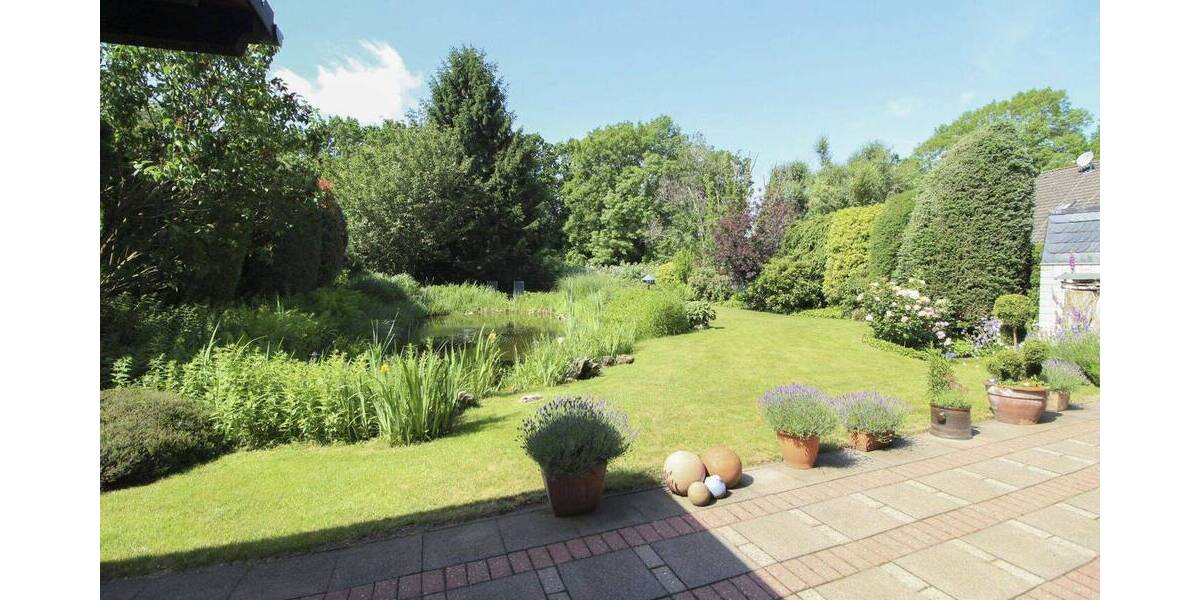 Einfamilienhaus Haan - 7 Zimmer, 303 m&sup2;, 889.000&euro; | Angebot:26834359