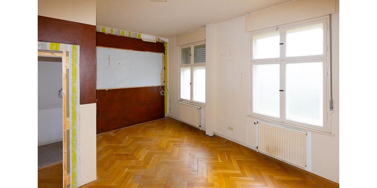 Großes Ladenlokal mit Hinterräumen zimmer