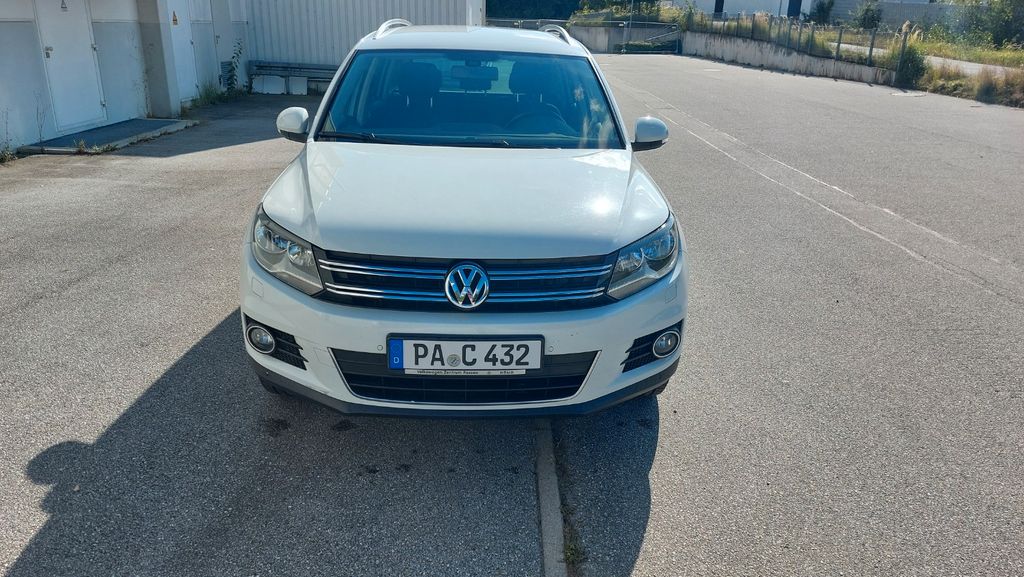 VW Tiguan 82.000 km 14.000 &euro; Passau 94036