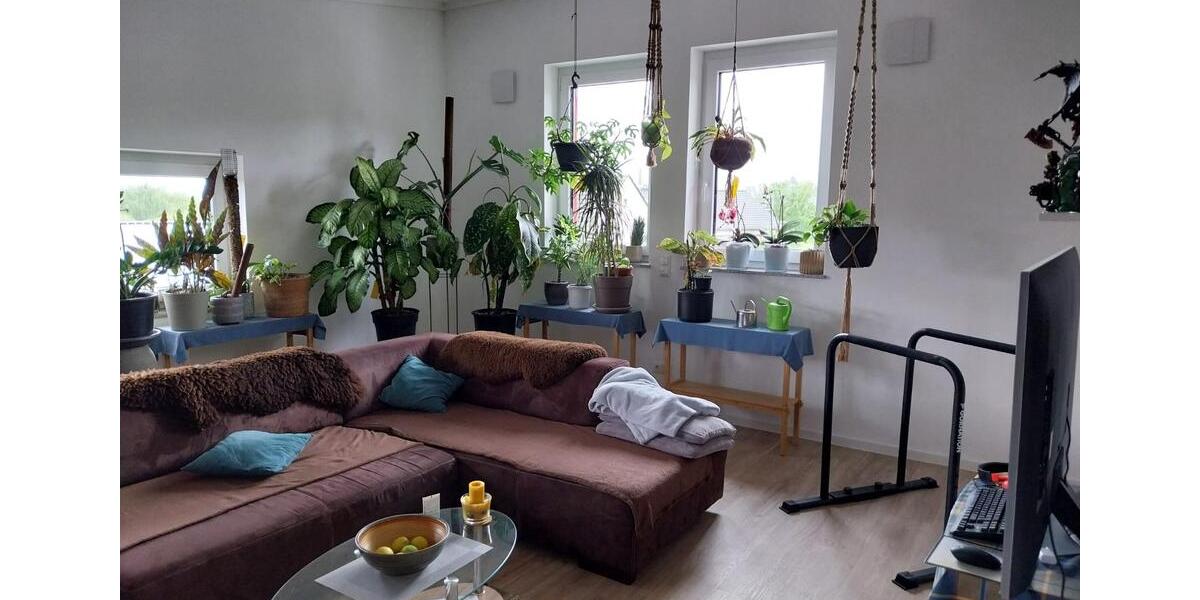Dachgeschoßwohnung Knetzgau - 2 Zimmer, 74 m&sup2;, 580&euro; | Angebot:26690708