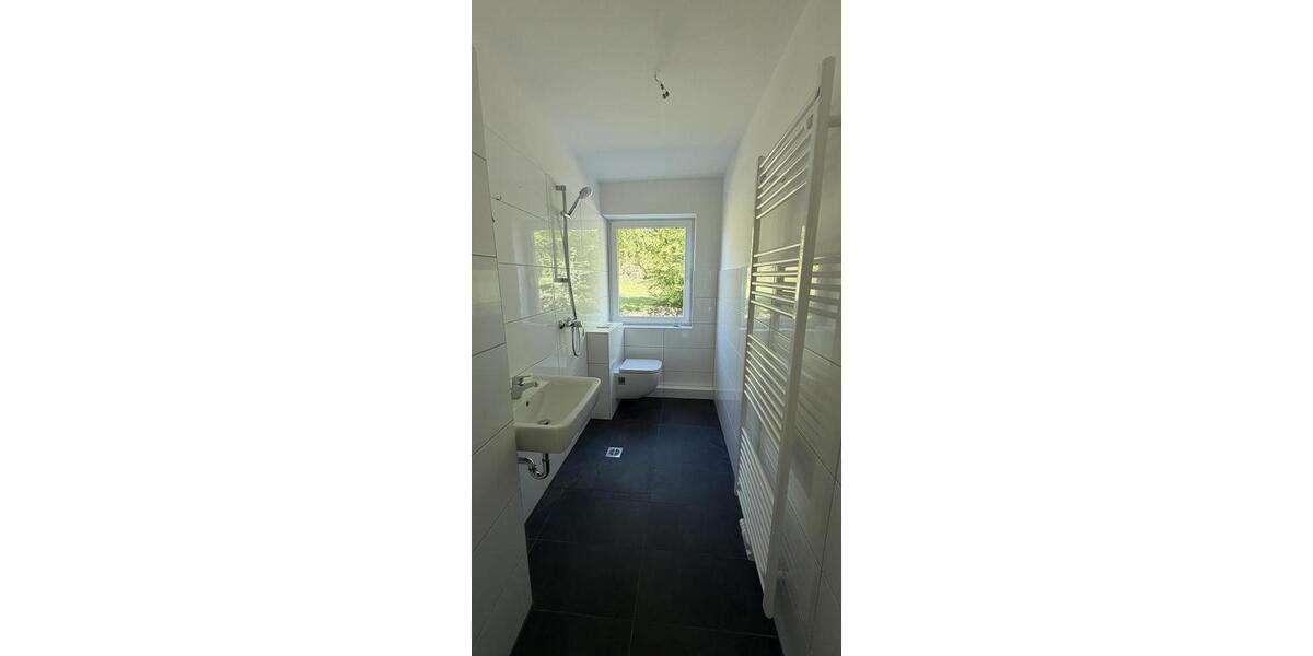 Erdgeschoßwohnung Sangerhausen - 4 Zimmer, 78 m&sup2;, 455&euro; | Angebot:26423864