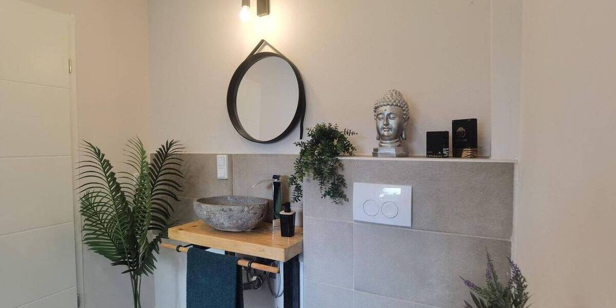 Einfamilienhaus Nordleda - 5 Zimmer, 243 m&sup2;, 490.000&euro; | Angebot:26886411