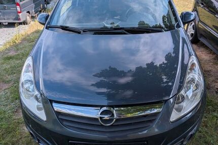 Opel Corsa 189.000 km 2.500 &euro; Heiligenhafen 23774