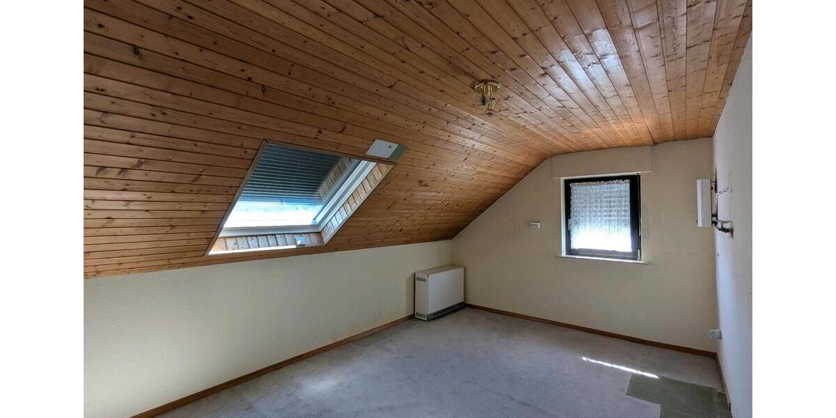 Einfamilienhaus Blieskastel - 5 Zimmer, 156 m&sup2;, 182.000&euro; | Angebot:27014469