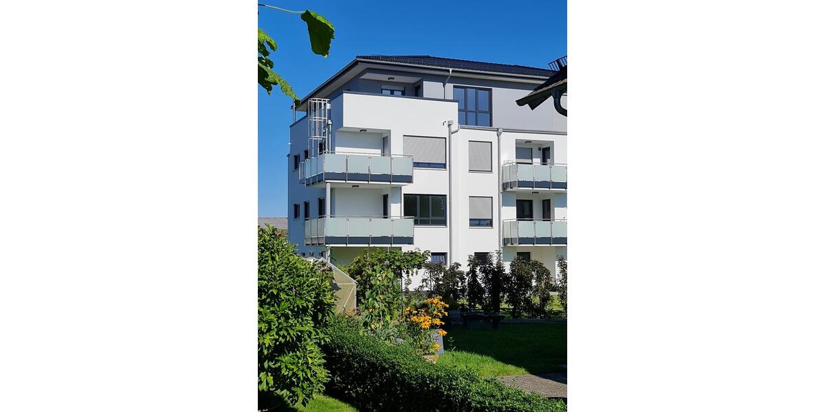 Dachgeschoßwohnung Friedewald - 3 Zimmer, 99 m&sup2;, 1.250&euro; | Angebot:26382706