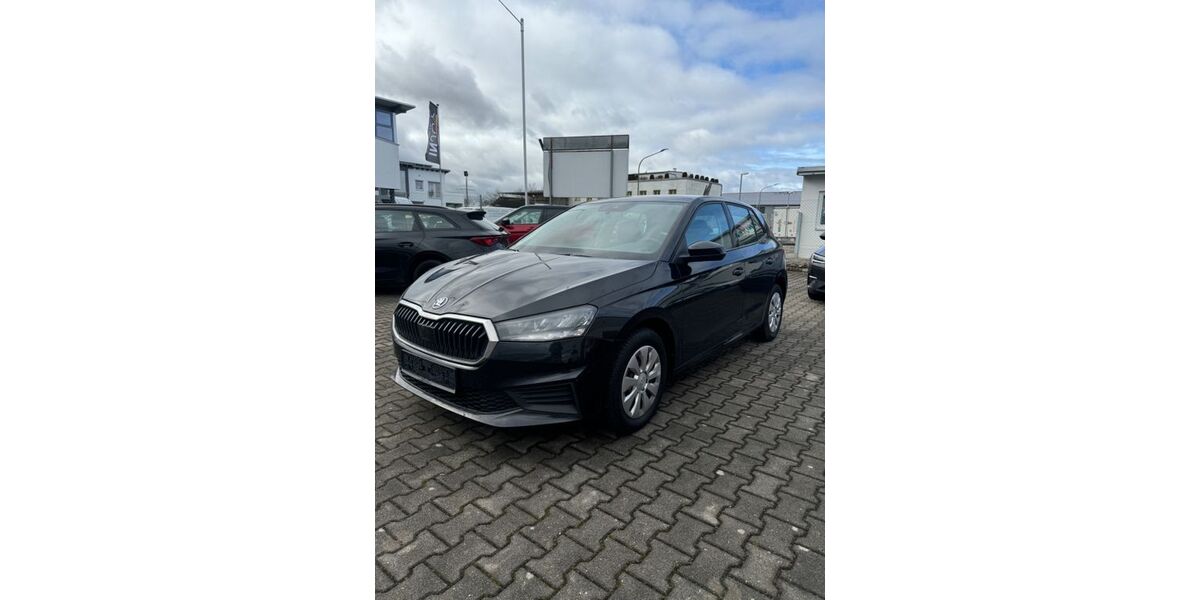 Skoda Fabia 87.000 km 10.450 &euro; Königsbrunn 86343