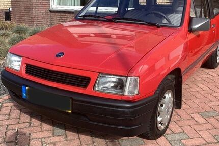 Opel Corsa 40.000 km 6.500 &euro; Stein 6171J