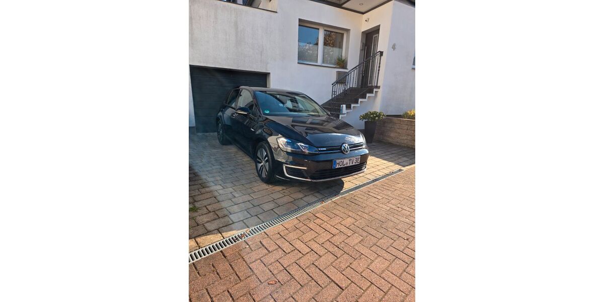 VW Golf 86.000 km 14.000 &euro; Holzminden 37603