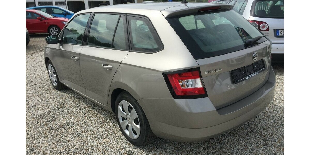 Skoda Fabia Kombi,Klima,8 Fach Bereift! Tüv Neu! 195.000 km 6.400 &euro; Himmelkron 95502