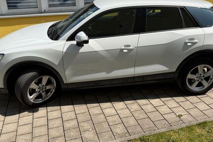 Audi Q2 111.084 km 17.000 &euro; Germering 82110