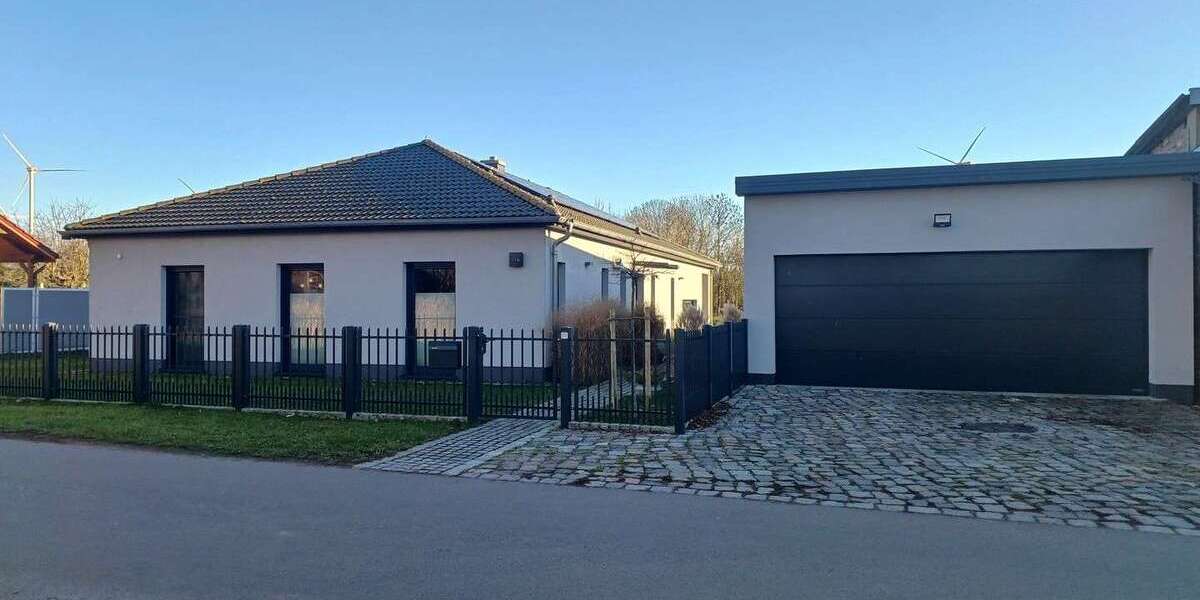 Einfamilienhaus Uckerfelde - 5 Zimmer, 154 m&sup2;, 590.000&euro; | Angebot:26032473