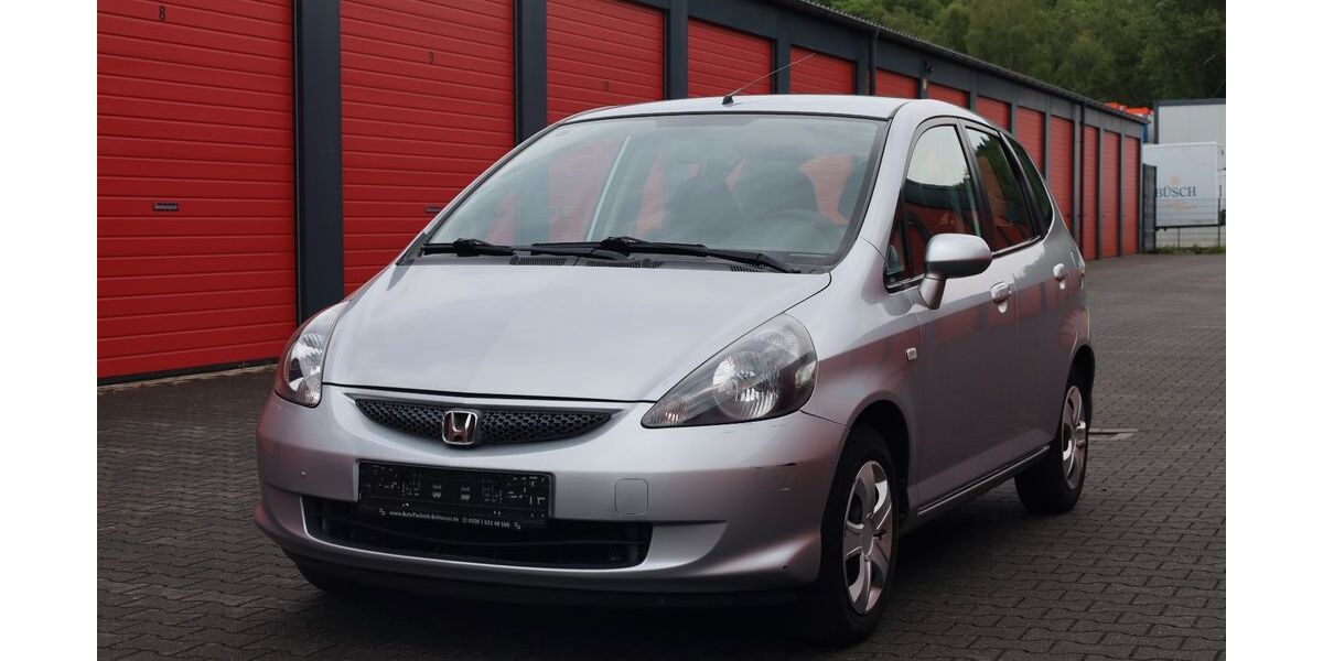 Honda Jazz 104.577 km 3.299 &euro; Oberhausen 46145