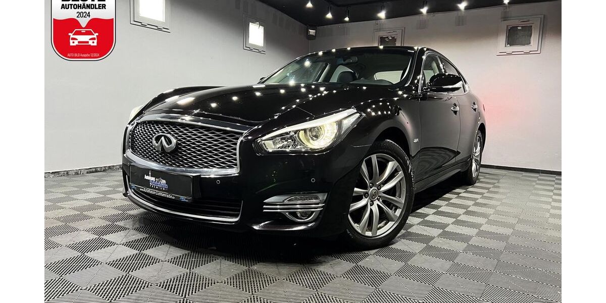 INFINITI Q70 77.303 km 17.480 &euro; Berlin 12305