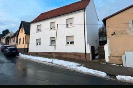 Haus Mansfeld - 7 Zimmer, 220 m&sup2;, 73.000&euro; | Angebot:27232152