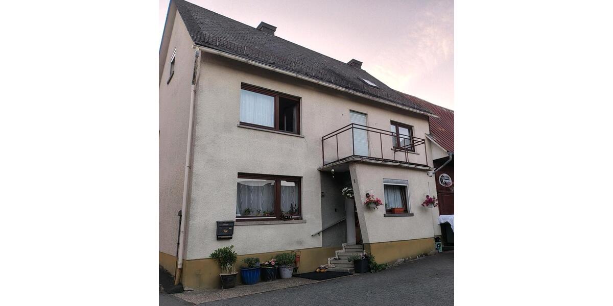 Einfamilienhaus Bad Endbach - 7 Zimmer, 200 m&sup2;, 279.000&euro; | Angebot:27199928