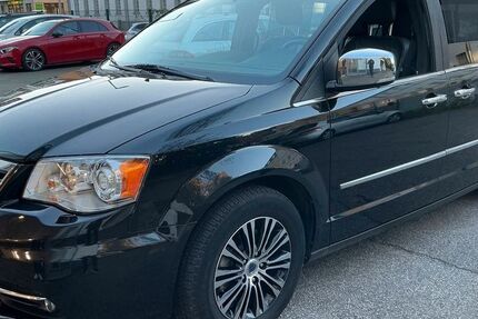 Lancia Voyager 158.774 km 13.750 &euro; Berlin 13127