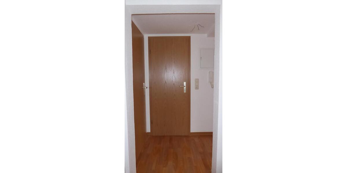 Etagenwohnung Unterwellenborn - 2 Zimmer, 35 m&sup2;, 204&euro; | Angebot:25342156