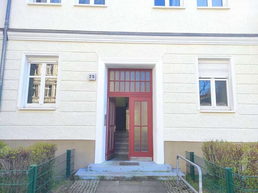 Wohnung zum Kaufen in Berlin 210.000 € 46.49 m²