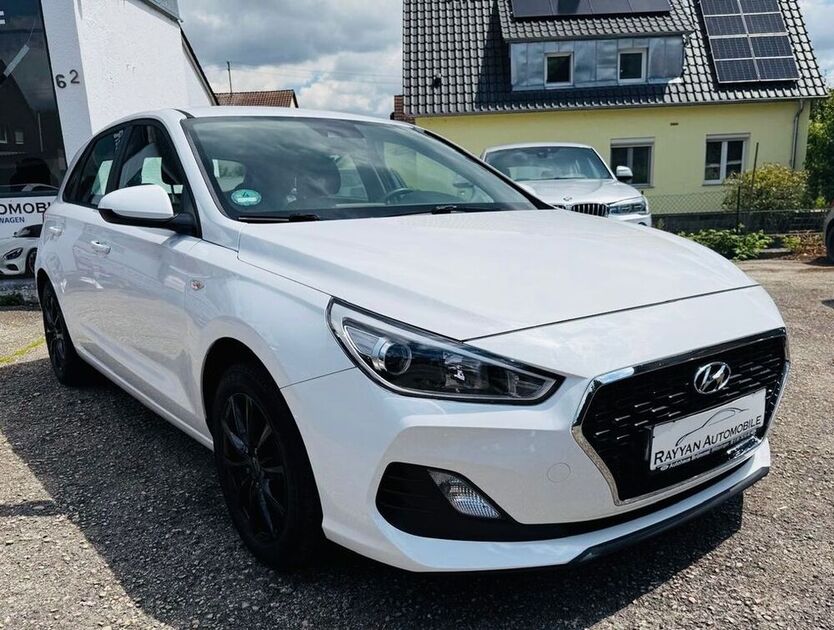 i30