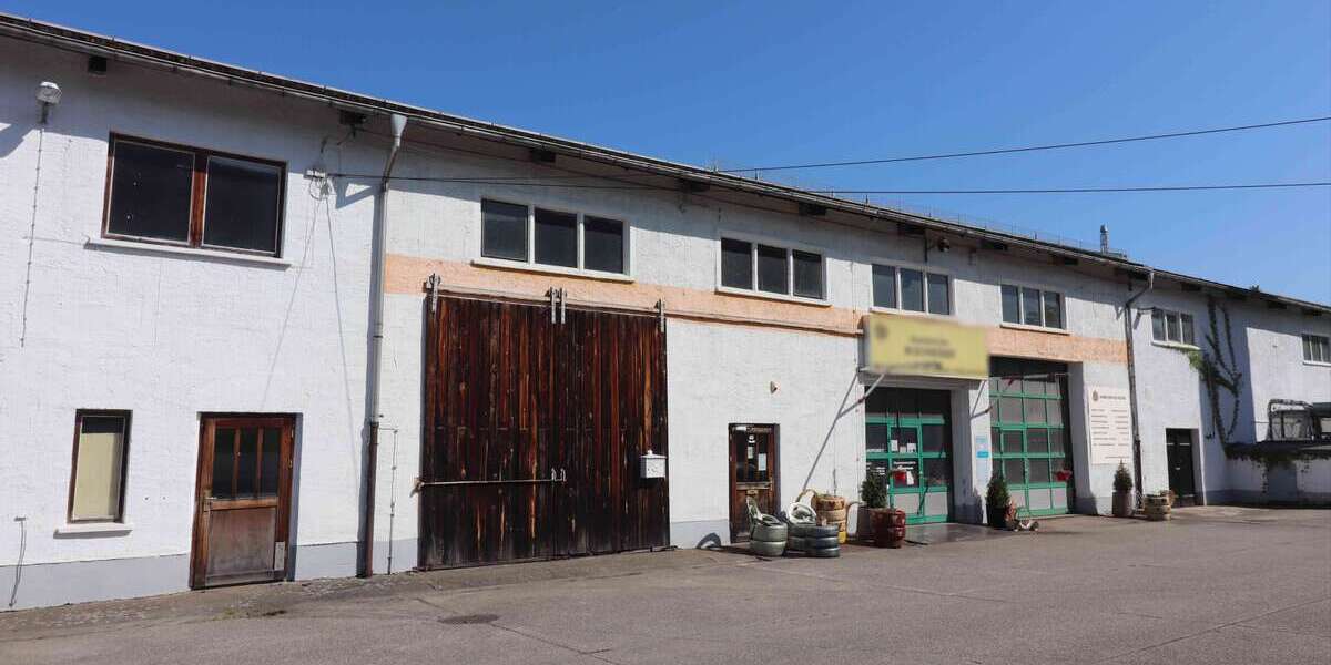 Halle in Altenburg 450.000 € 1200 m² zimmer