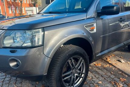 Land Rover Freelander 186.326 km 7.890 &euro; Berlin - Tempelhof 12107
