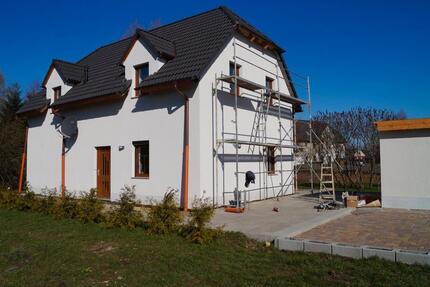 Haus Hainichen - 5 Zimmer, 140 m&sup2;, 1.200&euro; | Angebot:26516055