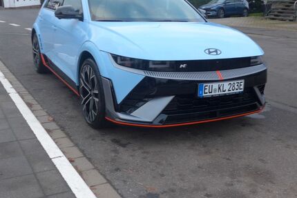 Hyundai IONIQ 5 3.278 km 54.490 &euro; Hellenthal 53940