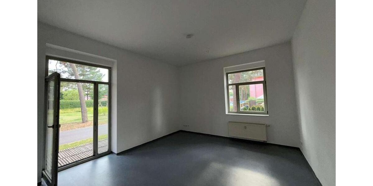 Etagenwohnung Nauen - 3 Zimmer, 92 m&sup2;, 923&euro; | Angebot:26675152