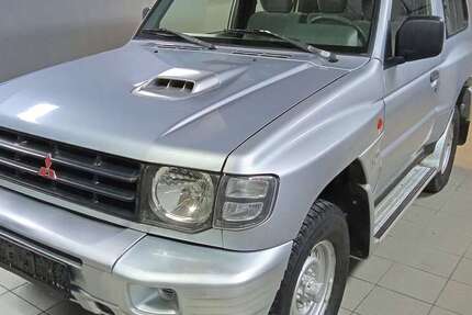 Mitsubishi Pajero 88.000 km 9.900 € Lahr/Schwarzwald 77933