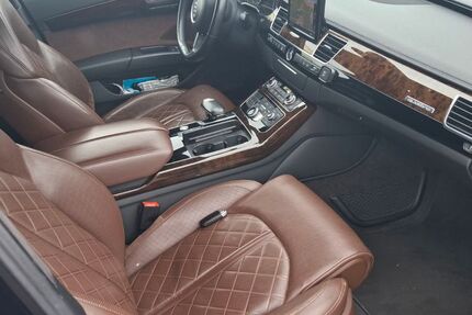 Audi A8 230.000 km 23.900 &euro; Weißenfels 06667