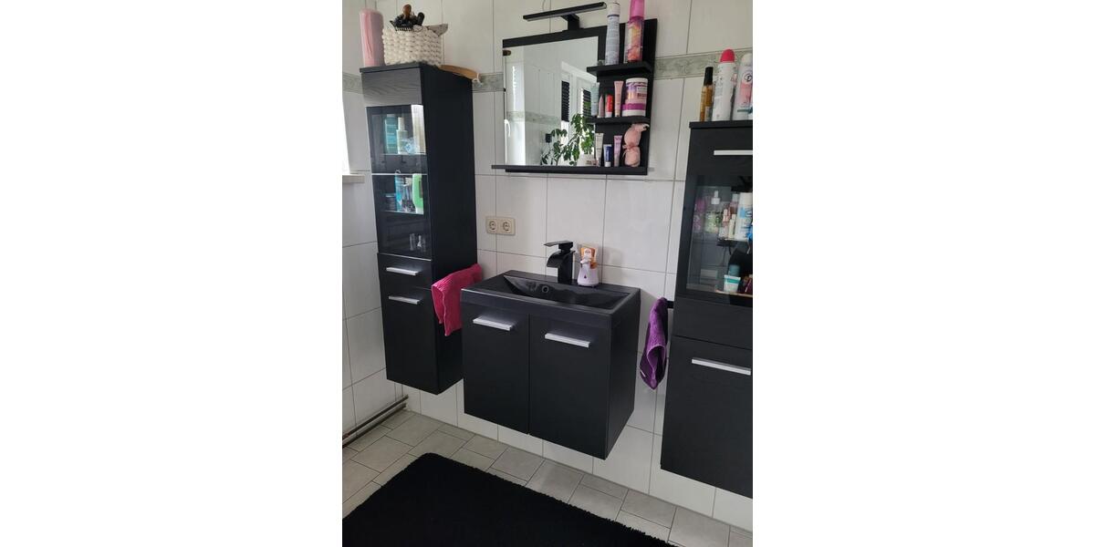 Erdgeschoßwohnung An der Schmücke - 3 Zimmer, 100 m&sup2;, 700&euro; | Angebot:25408541