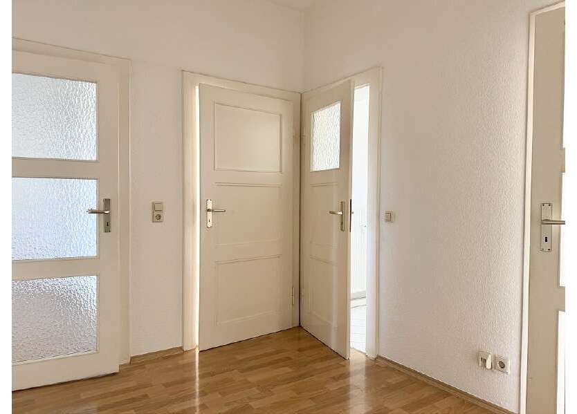 Wohnung zum Mieten in Dresden 746 € 67.79 m²