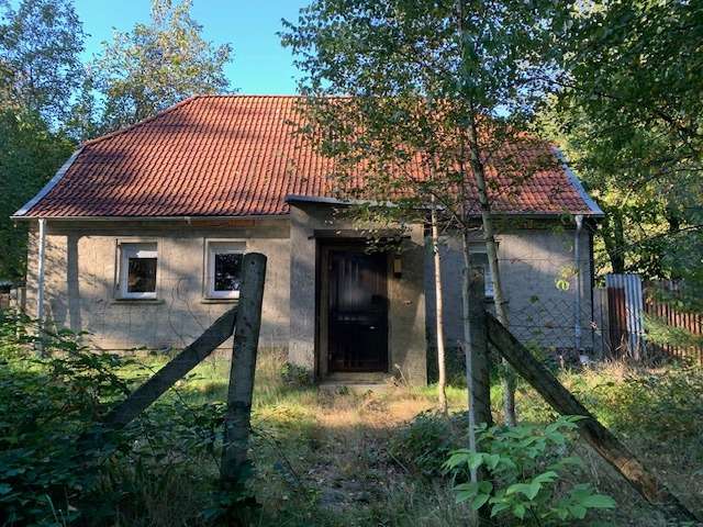 Haus zum Kaufen in Benken 85.000 € 90 m²