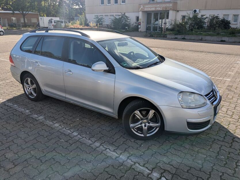 VW Golf 216.828 km 2.100 € Haßloch 67454