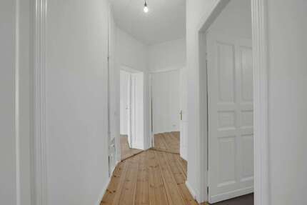Wohnung zum Mieten in Berlin 1.393,90 € 82.97 m²