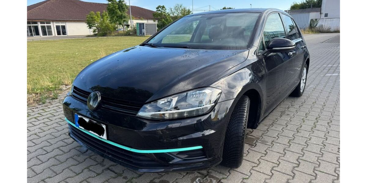 VW Golf 127.000 km 10.800 &euro; Berkheim 88450