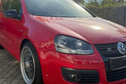 VW Golf 137.000 km 3.490 &euro; Elchingen 89275